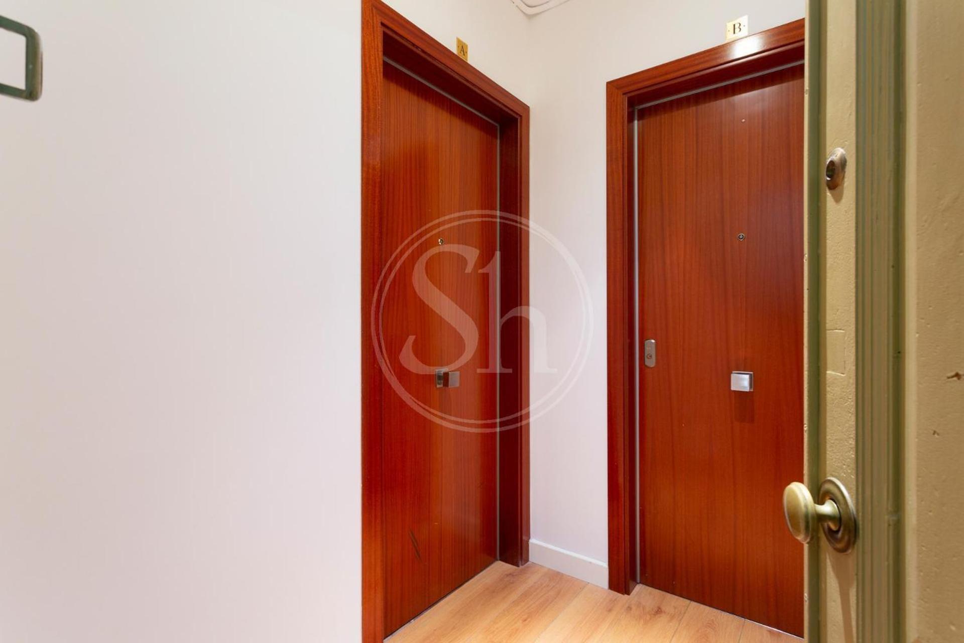 Bonito Apartamento Cerca De La Sagrada Familia Barcelona Luaran gambar