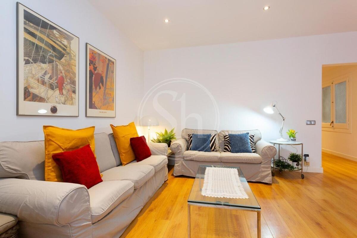 Bonito Apartamento Cerca De La Sagrada Familia Barcelona Luaran gambar